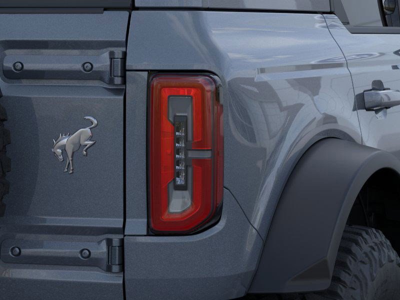 2025 Ford Bronco Outer Banks photo 19