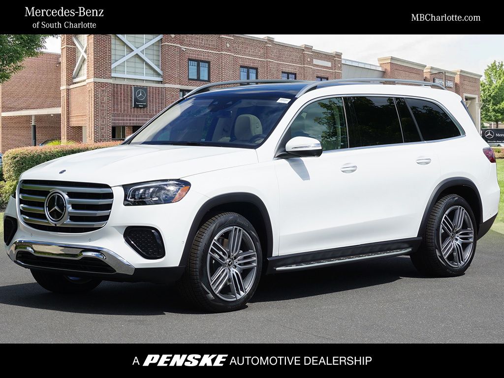 2025 Mercedes-Benz GLS Base's photo