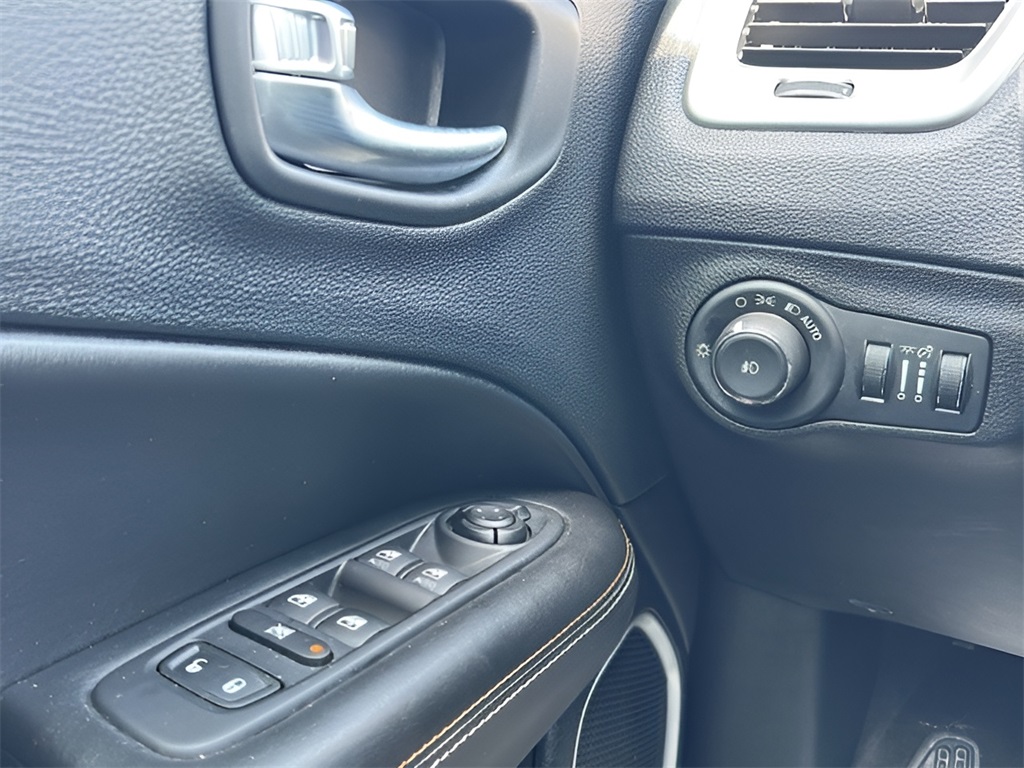 2018 Jeep Compass Latitude photo 9