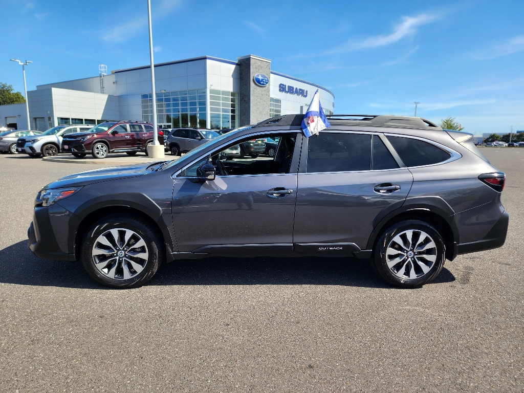 2023 Subaru Outback Limited photo 14
