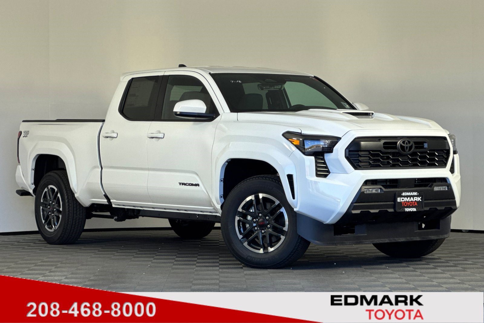 2025 Toyota Tacoma TRD Sport's photo