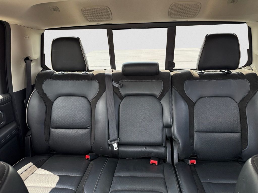 2022 Ram 1500 Laramie photo 14