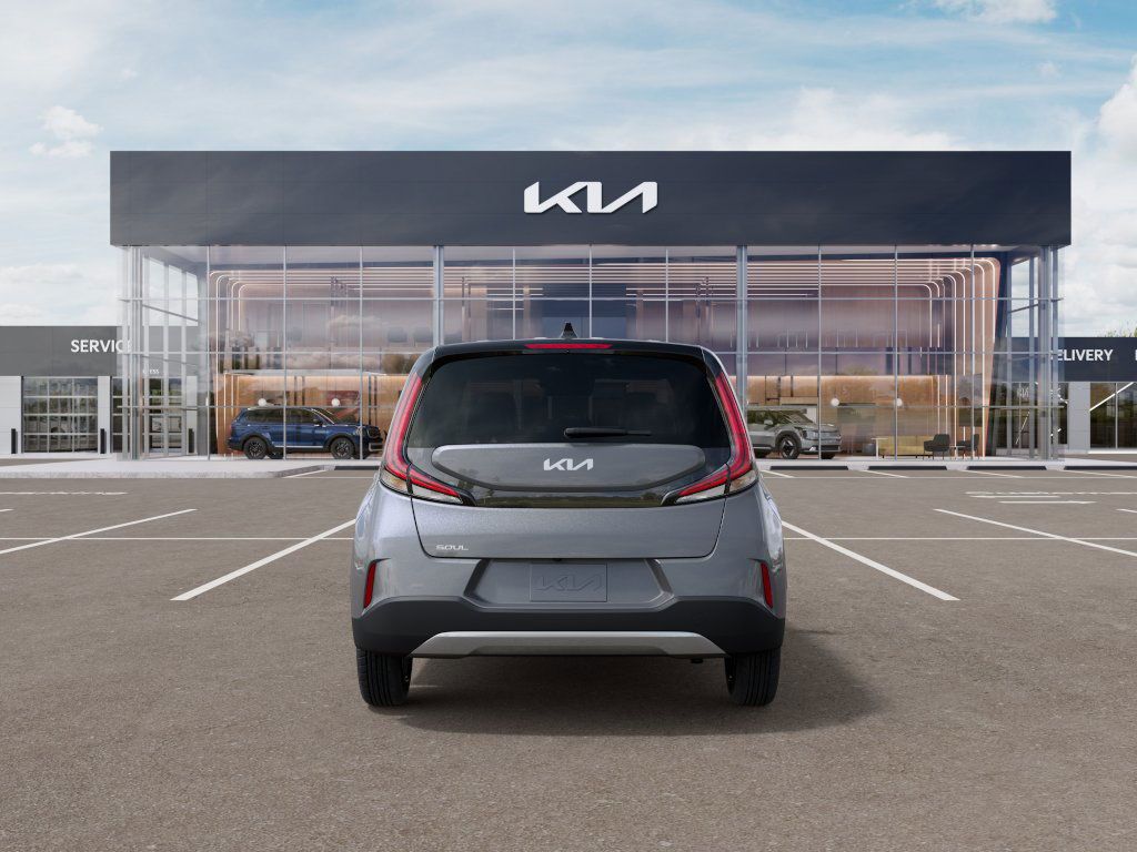 2025 Kia Soul LX S photo 5