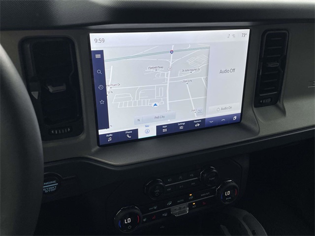 2024 Ford Bronco Outer Banks photo 9