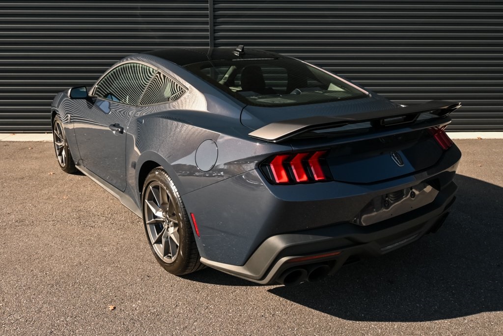 2025 Ford Mustang Dark Horse photo 3
