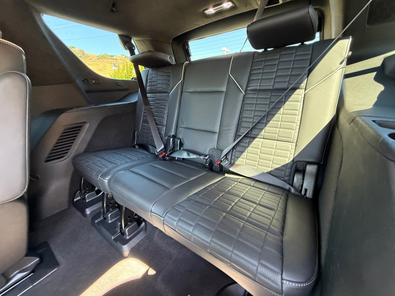 2023 Cadillac Escalade V-Series photo 21