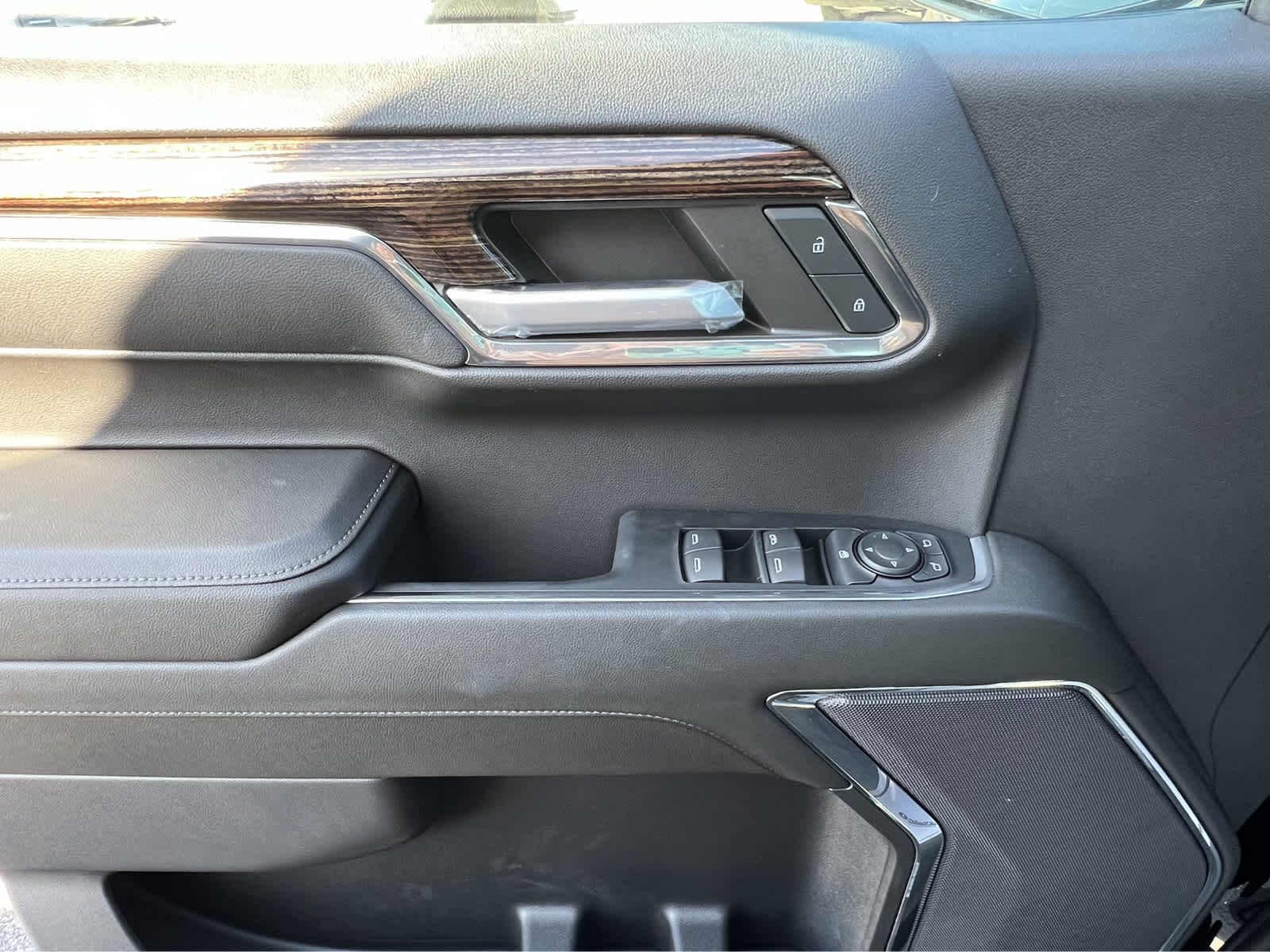 2024 Gmc Sierra 1500 Elevation photo 7