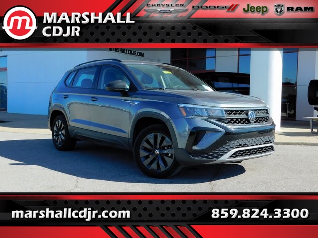 2024 Volkswagen Taos S's photo