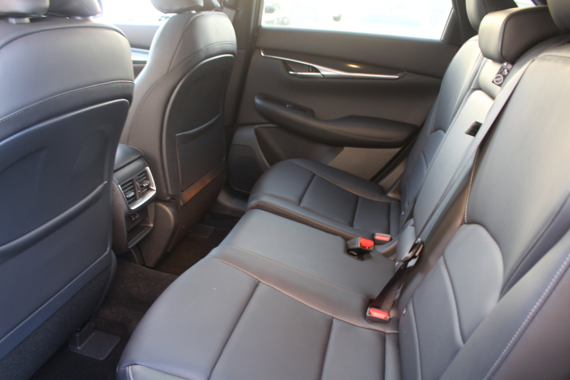 2025 Infiniti QX50 SPORT photo 13