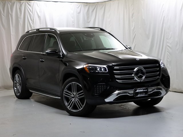 2025 Mercedes-Benz GLS Base's photo