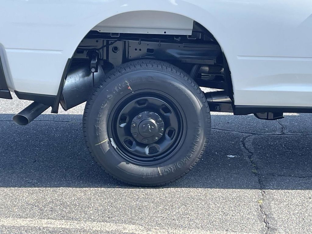 2025 Ram 2500 Tradesman photo 11