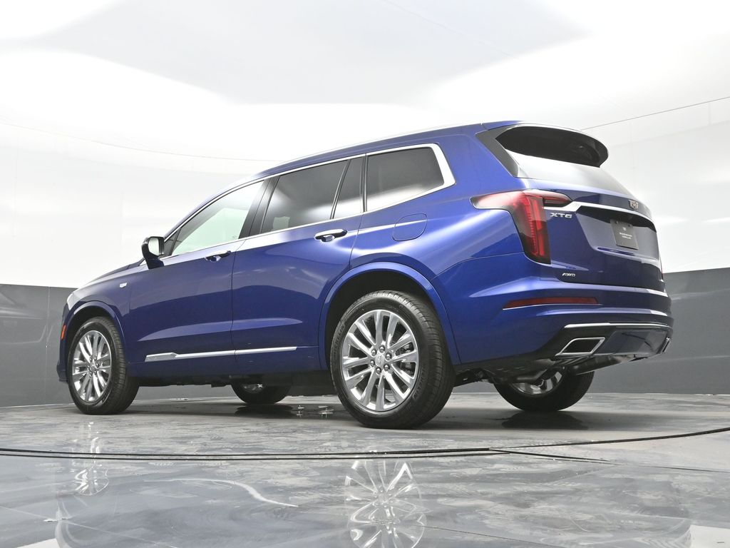 2025 Cadillac XT6 Premium Luxury photo 14