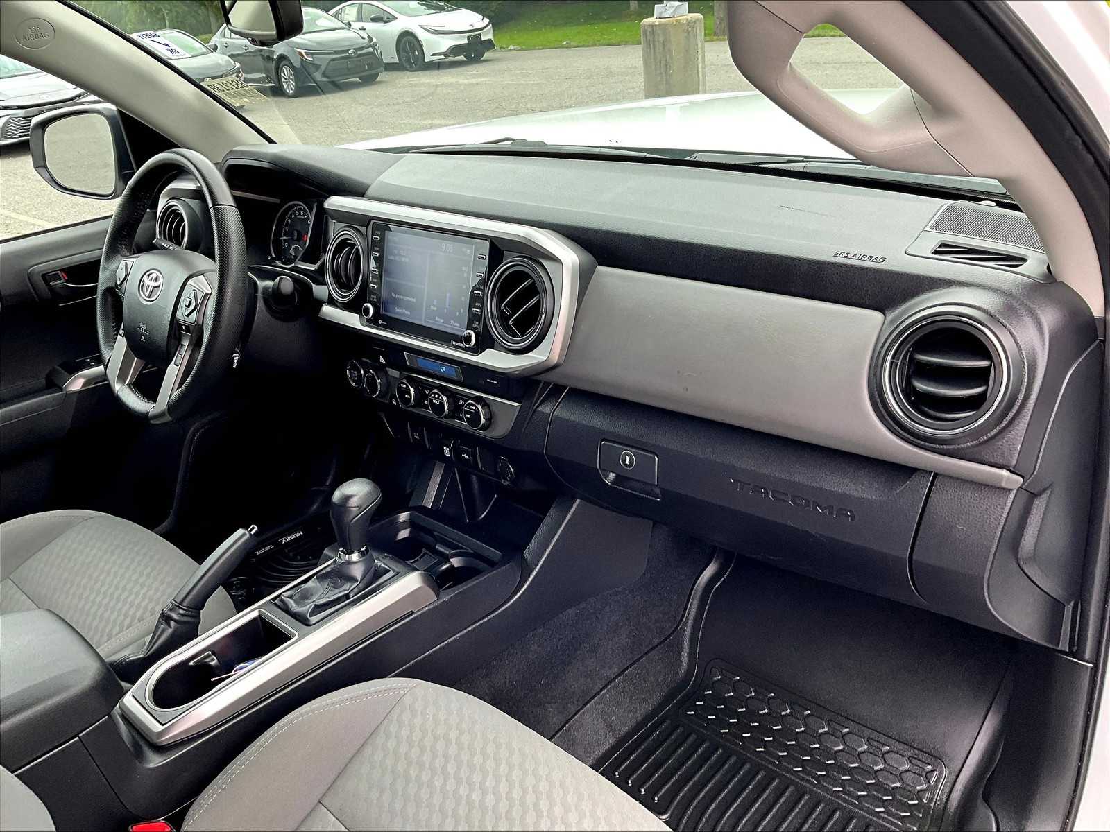 2023 Toyota Tacoma SR5 photo 14