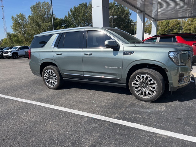 2024 Gmc Yukon Denali Ultimate photo 2