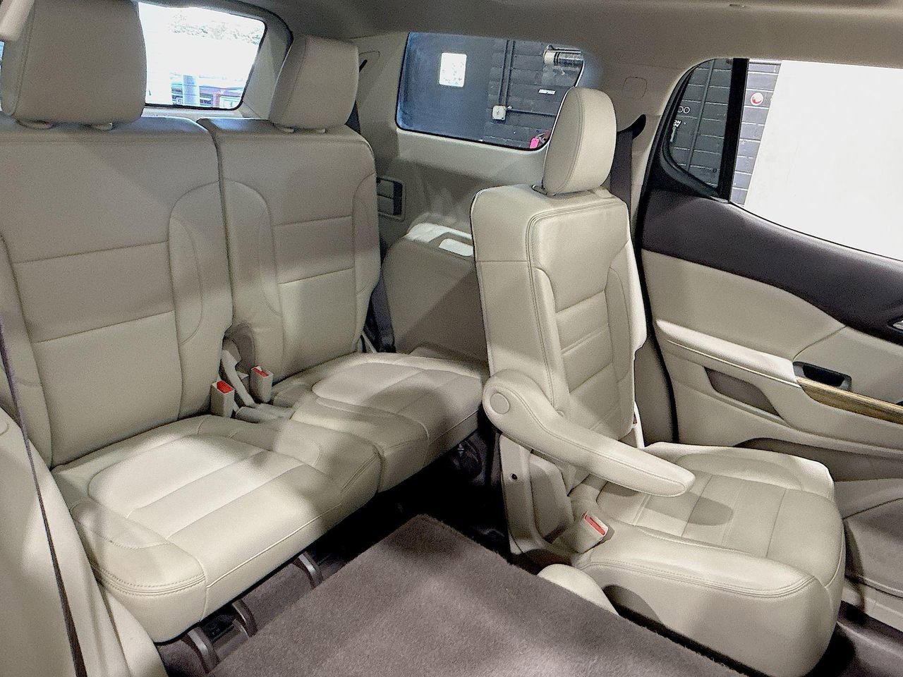 2017 Gmc Acadia Denali photo 22