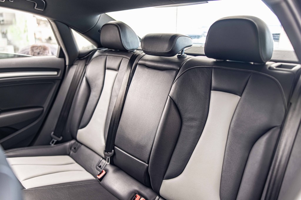 2015 AUDI S3 - Image 32