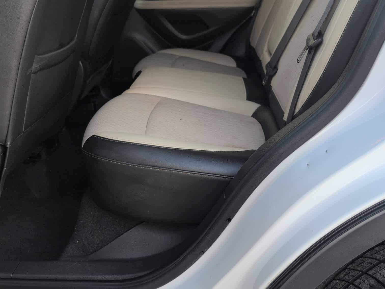 2018 Buick Encore Preferred photo 19