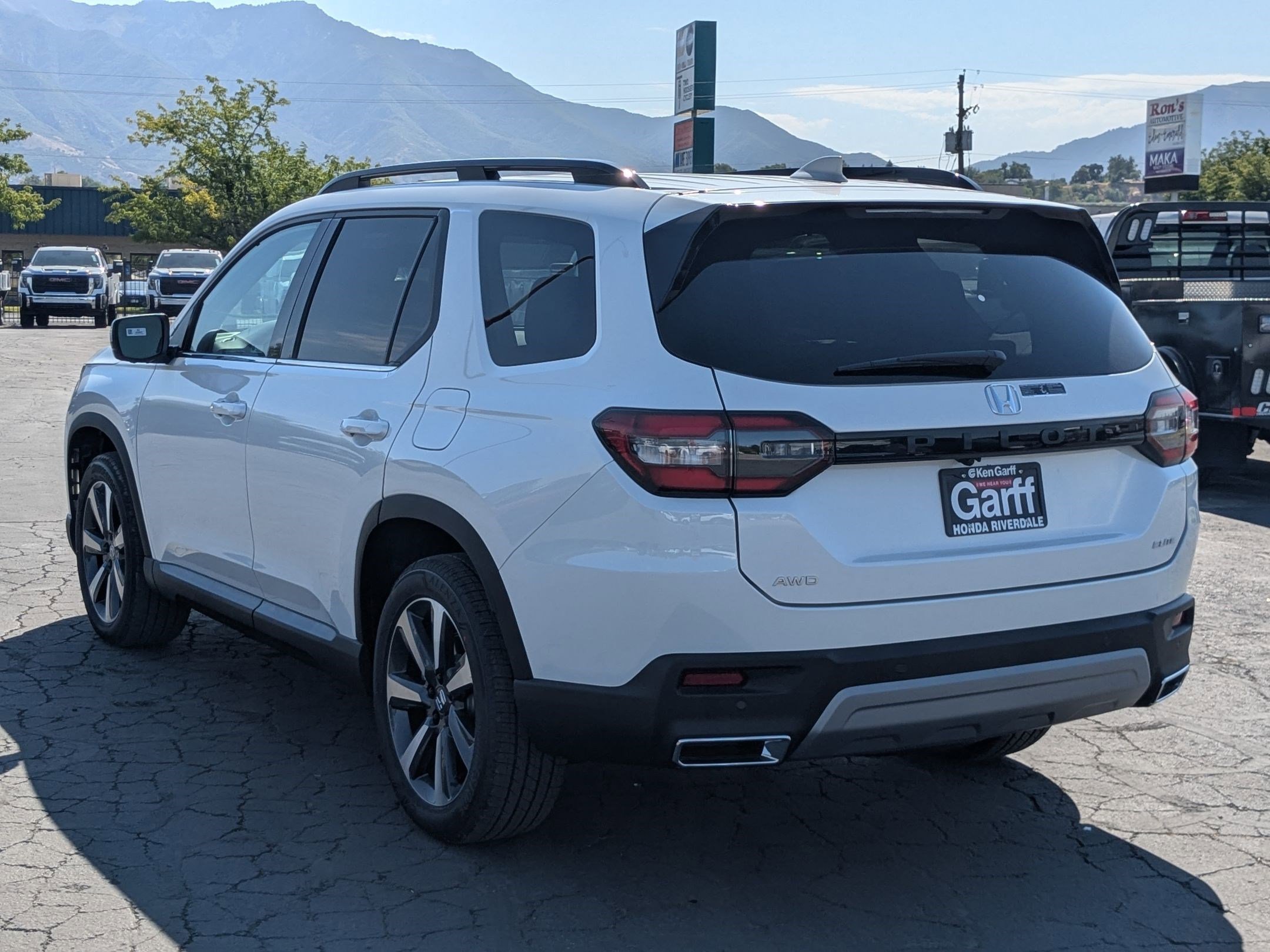 2025 Honda Pilot Elite photo 5