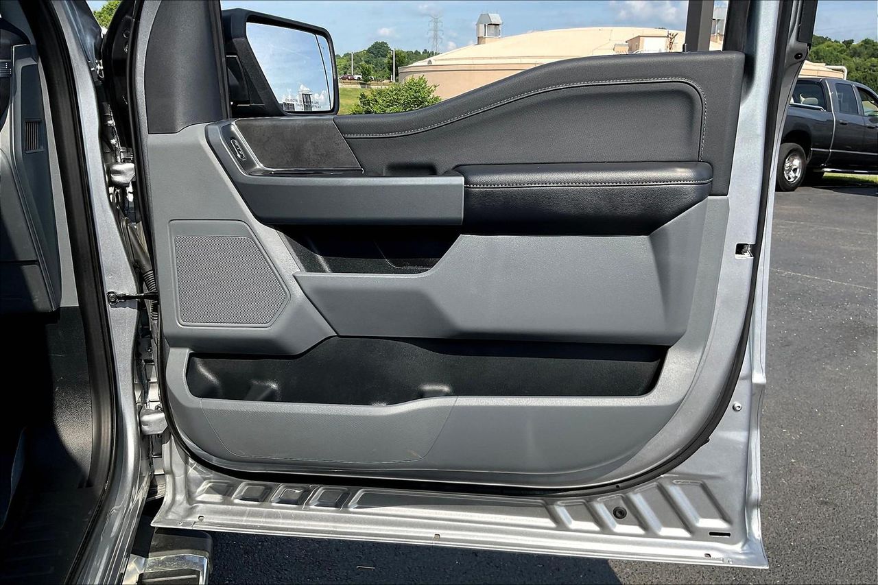 2024 Ford F-150 XLT photo 25