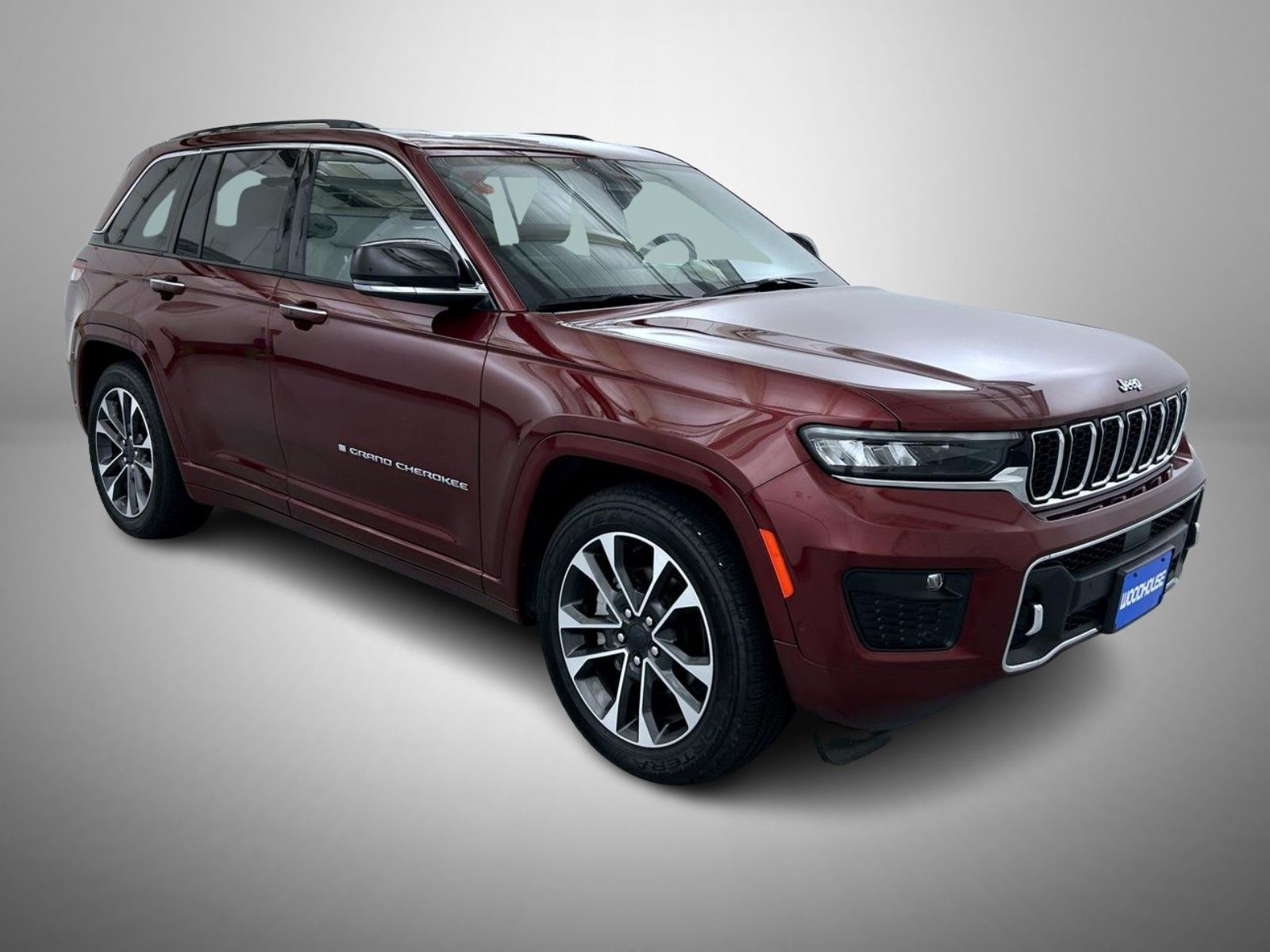 2022 Jeep Grand Cherokee Overland photo 3