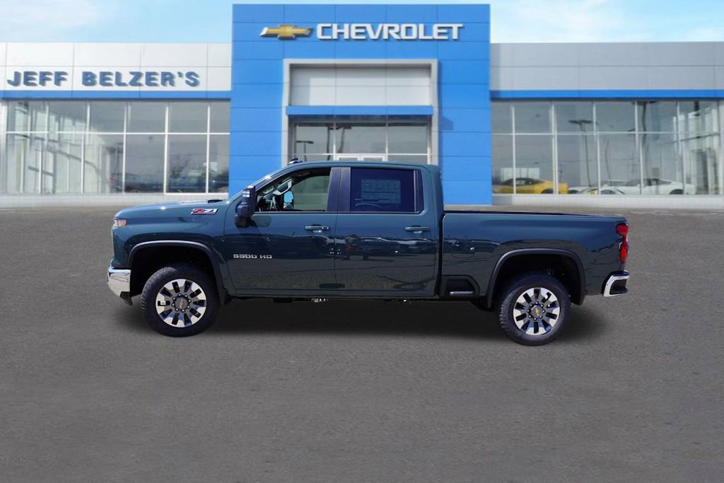 2025 Chevrolet Silverado 3500HD LT Z71 photo 6
