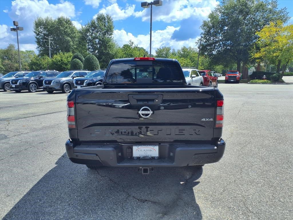 2026 Nissan Frontier Crew Cab SV photo 7