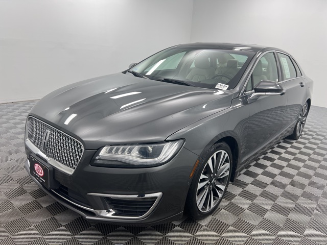 2019 Lincoln MKZ Reserve photo 2