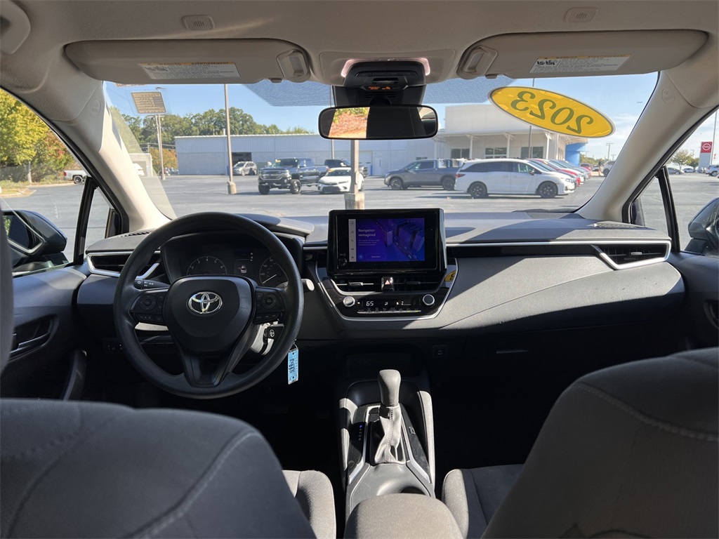 2023 Toyota Corolla LE photo 21