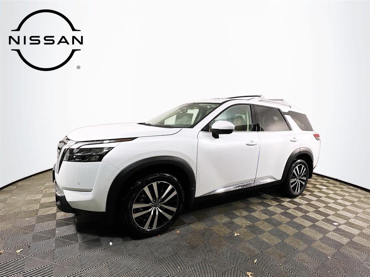 タナタナ New 2025 Nissan Pathfinder Platinum SUV in Toms River