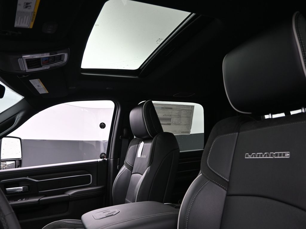 2026 Ram 2500 Laramie photo 22