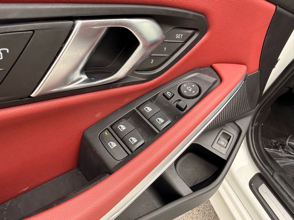 2024 Bmw 330i photo 13