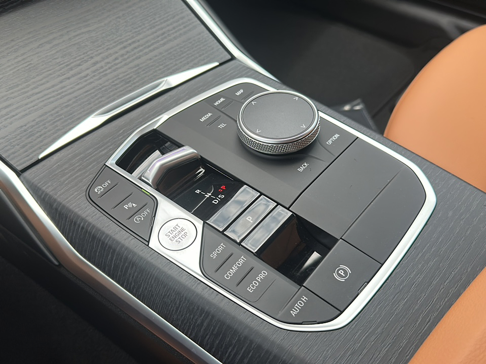 2025 Bmw 330i photo 9