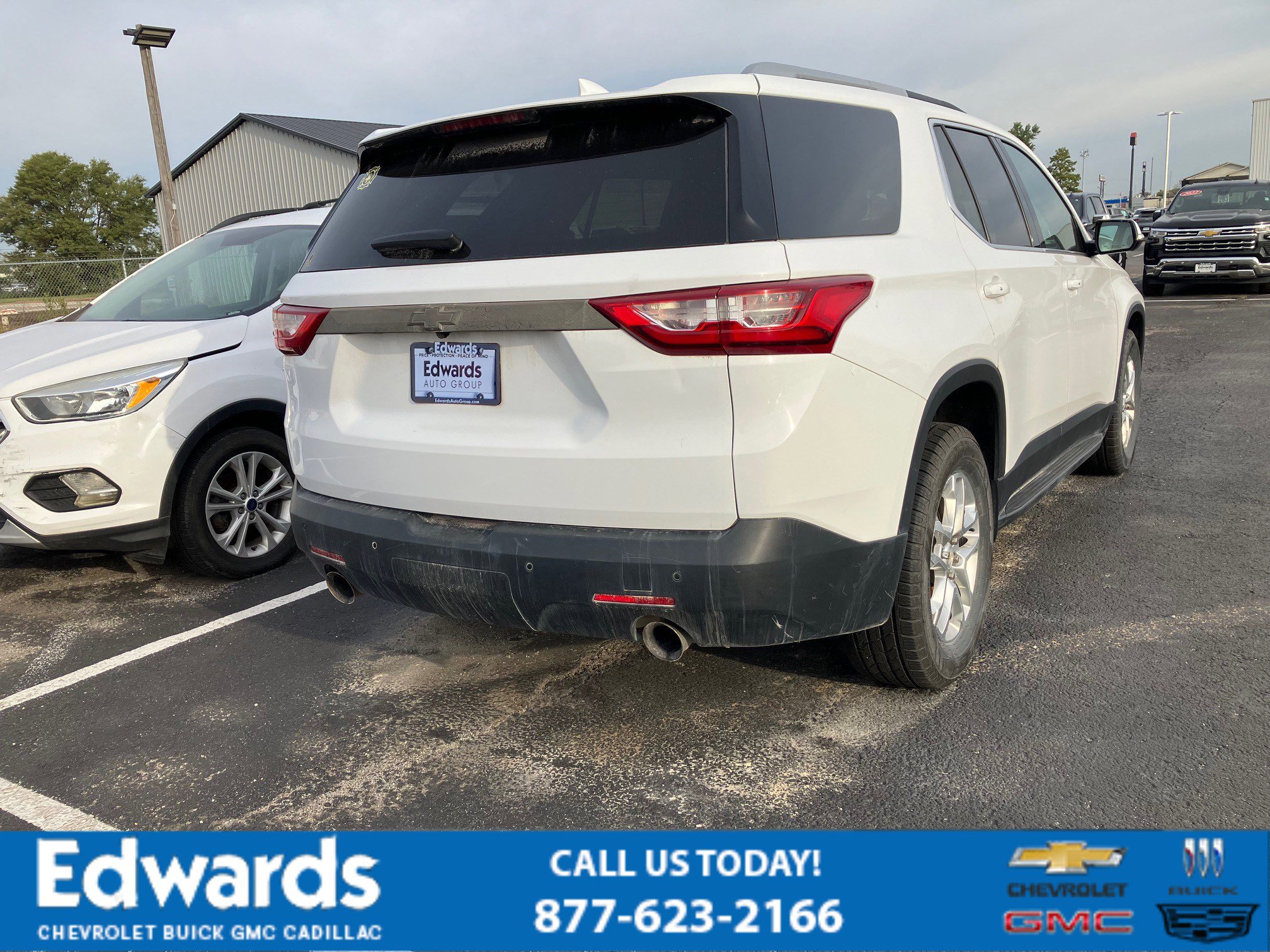 2018 Chevrolet Traverse Cloth photo 3