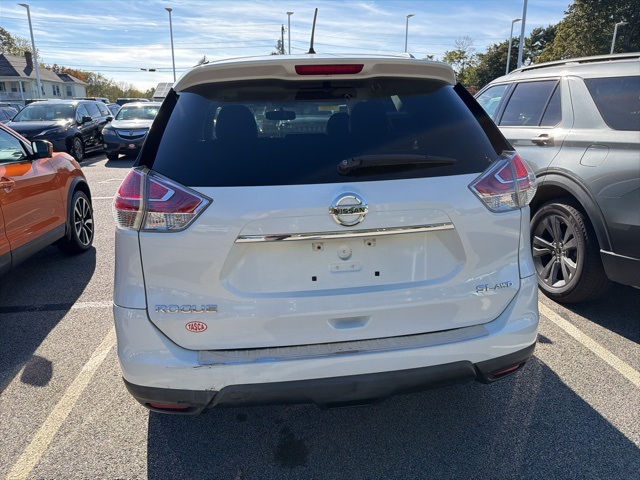 2016 Nissan Rogue SL photo 6