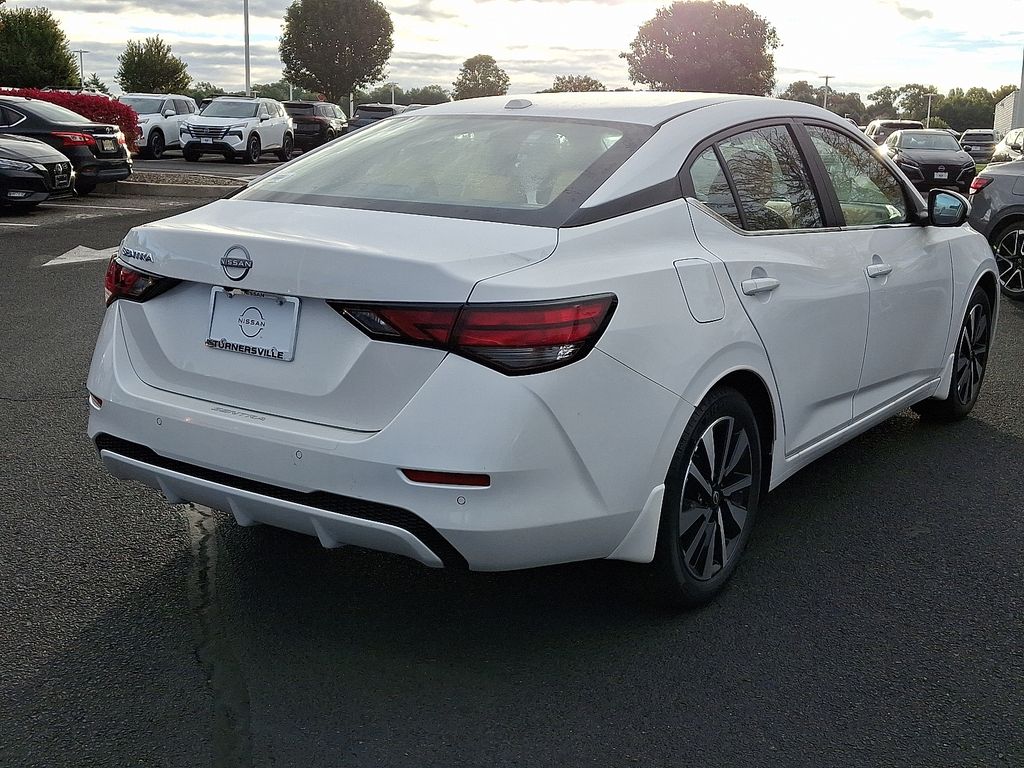 2025 Nissan Sentra SV photo 2