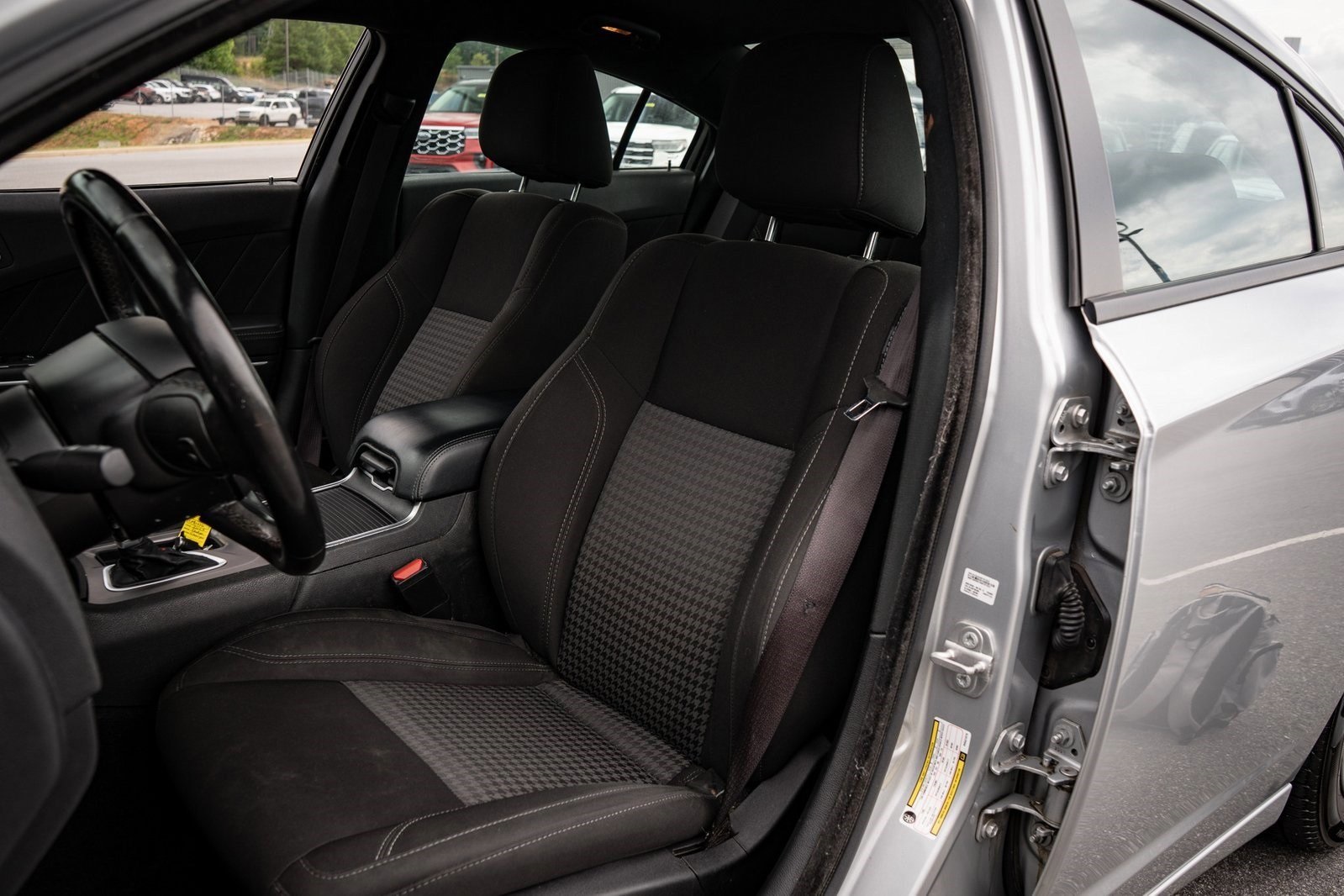 2023 Dodge Charger SXT photo 12