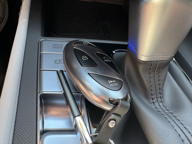 2025 Hyundai Elantra Limited photo 34