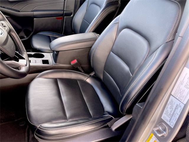 2024 Ford Escape Platinum photo 3