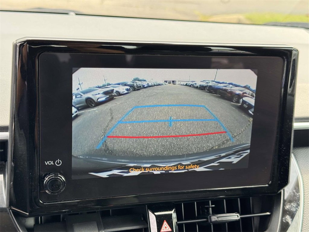 2024 Toyota Corolla LE photo 3