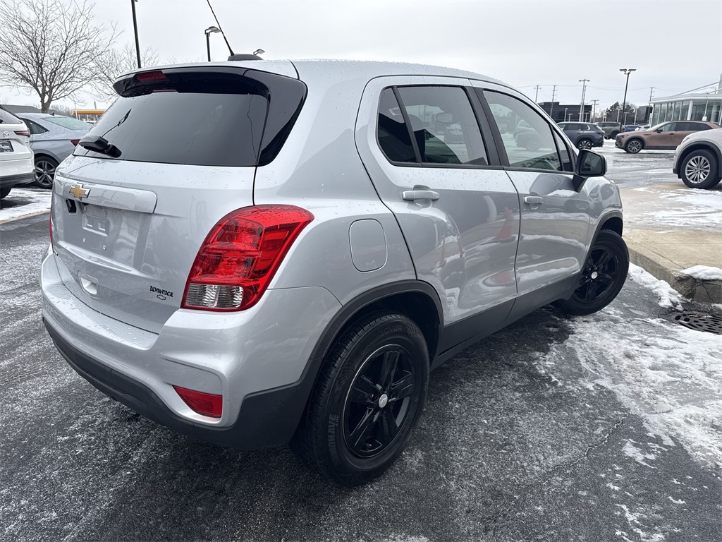 2020 CHEVROLET TRAX - Image 2