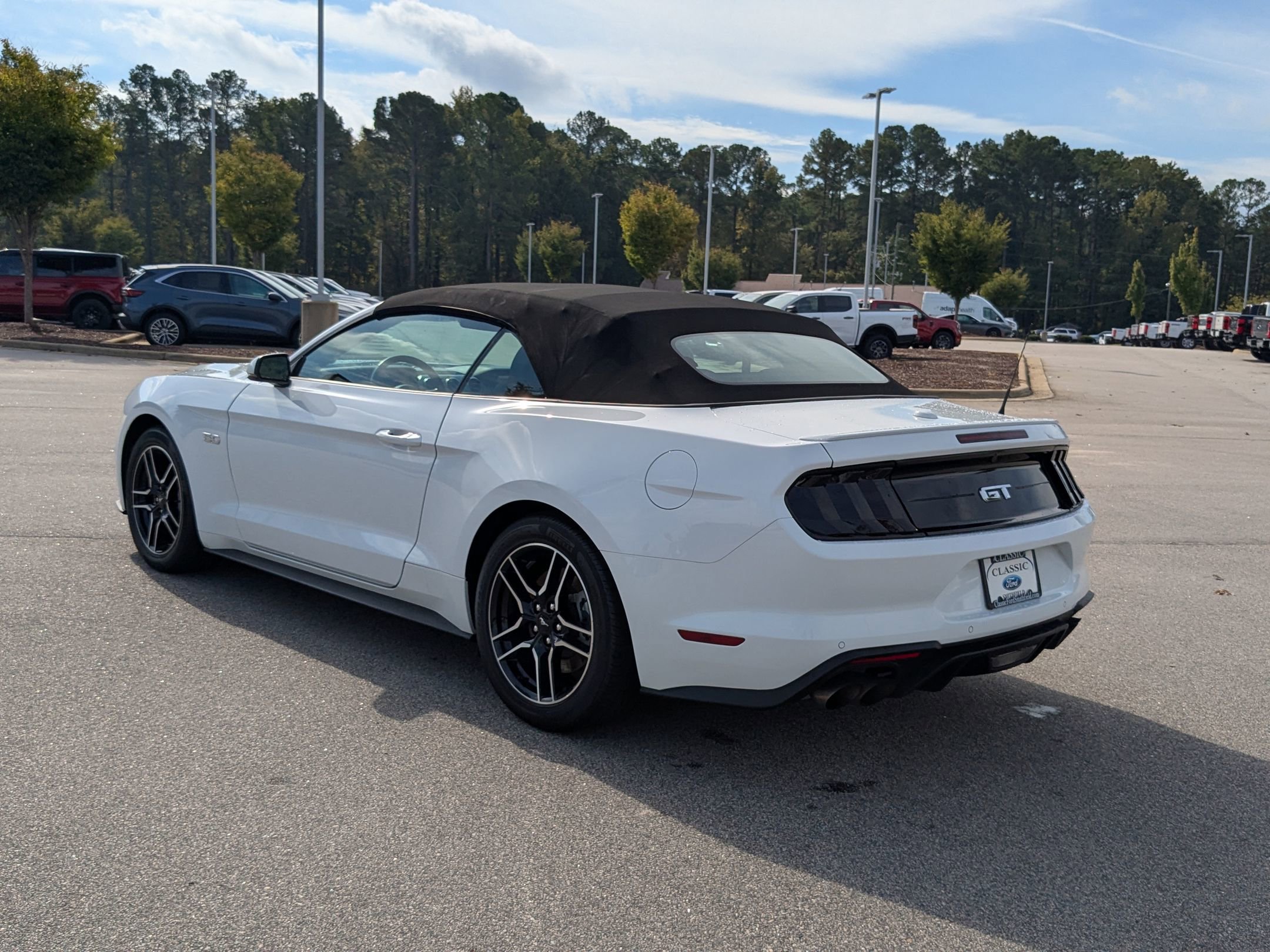 2022 Ford Mustang GT Premium photo 10