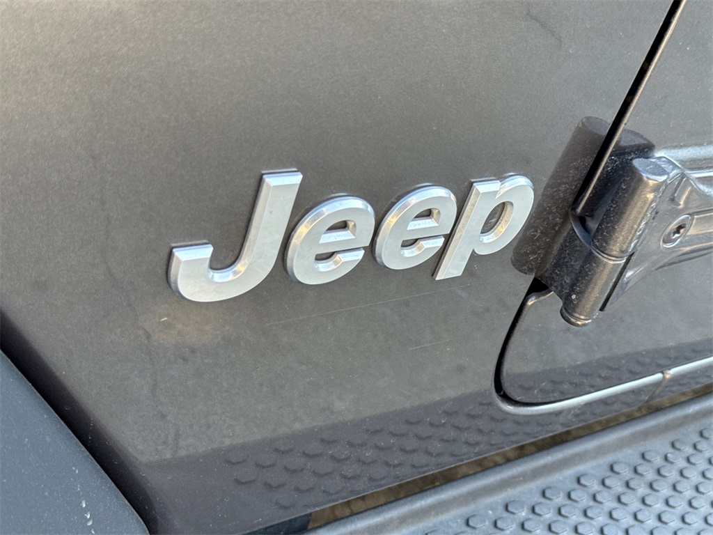 2018 Jeep Wrangler Unlimited Sport S photo 3