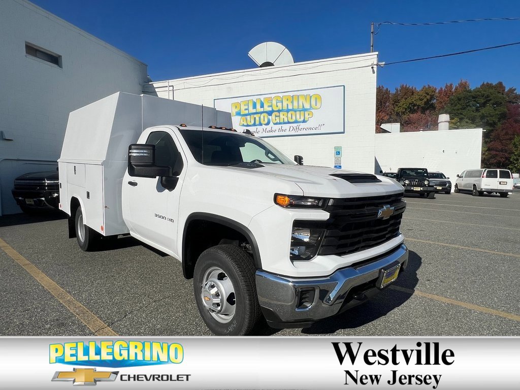 2024 Chevrolet Silverado 3500HD Work Truck's photo