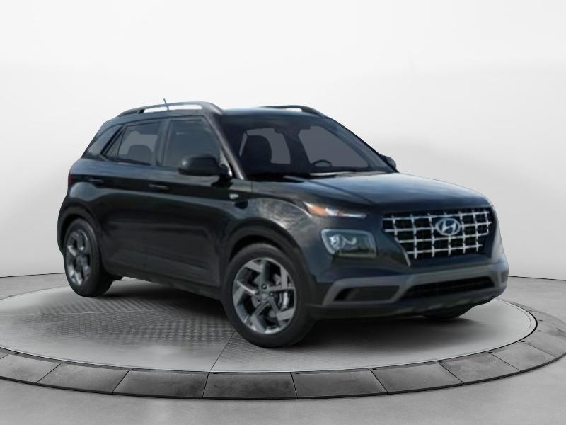 2025 Hyundai Venue SEL photo 2