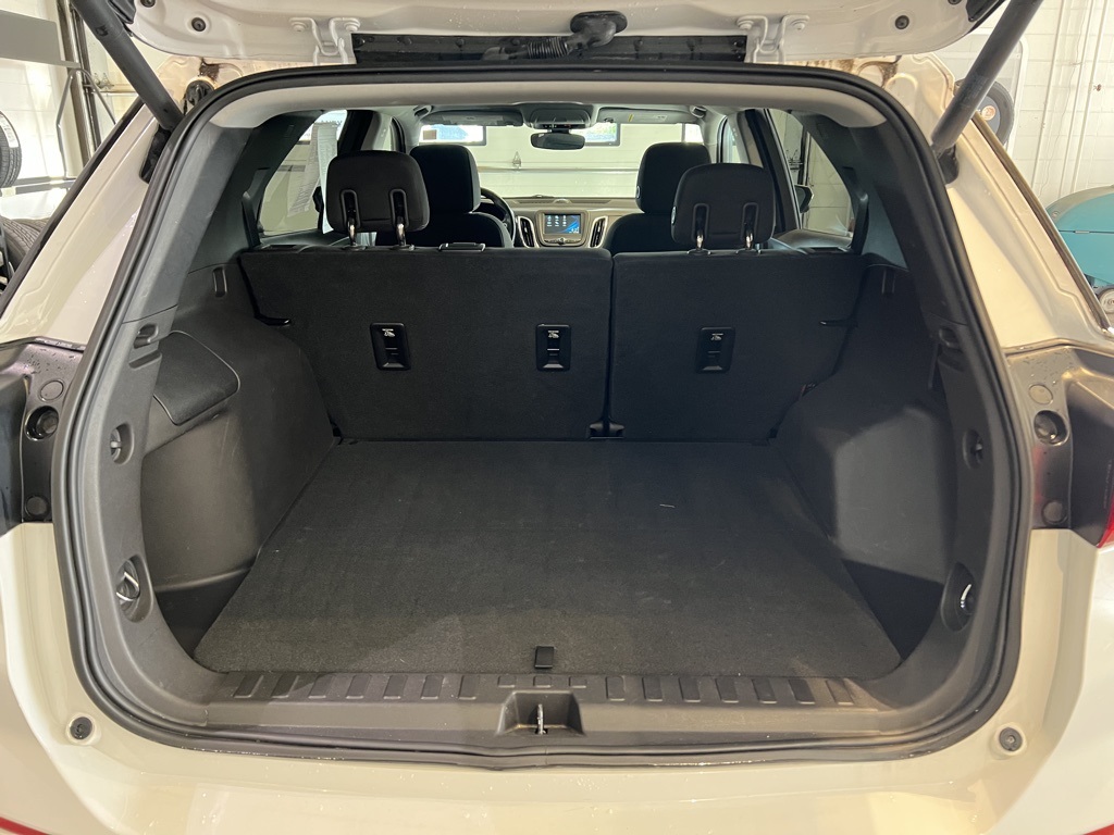 2018 Chevrolet Equinox LT photo 9