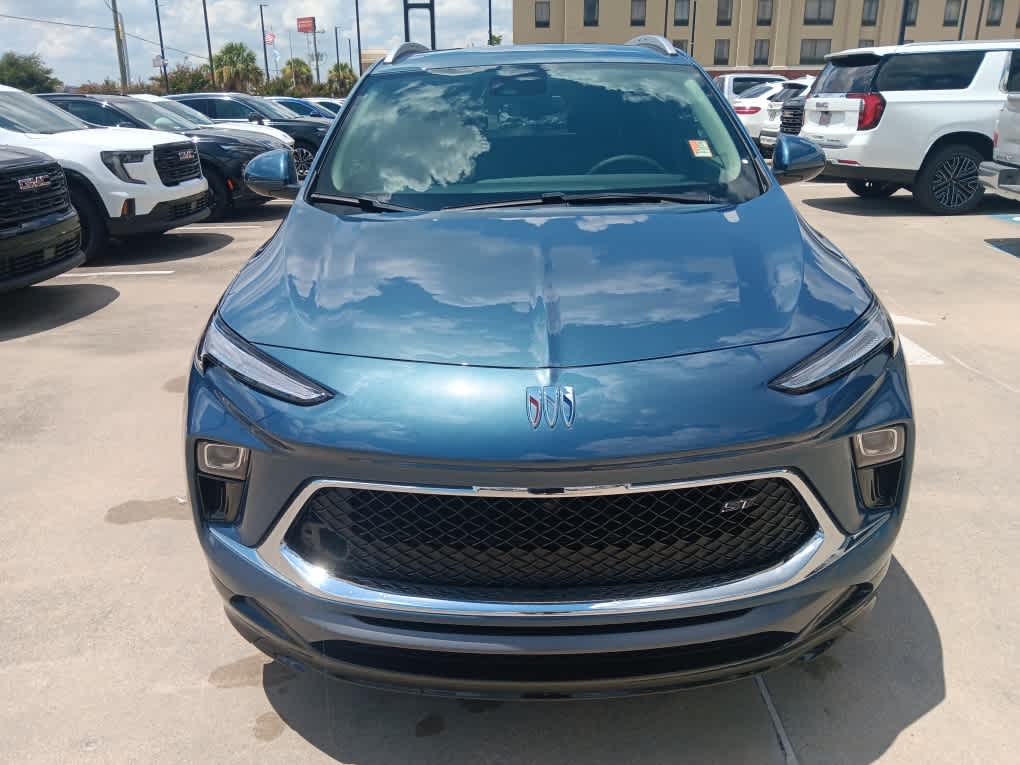 2026 Buick Encore GX Sport Touring photo 4