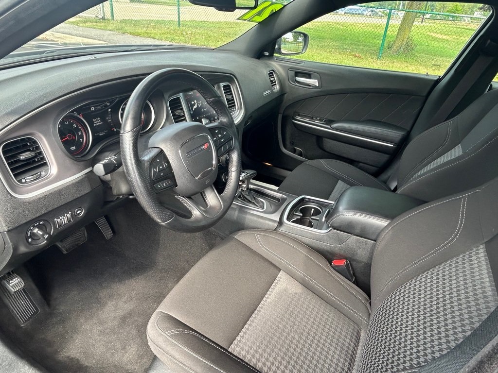 2021 Dodge Charger SXT photo 13