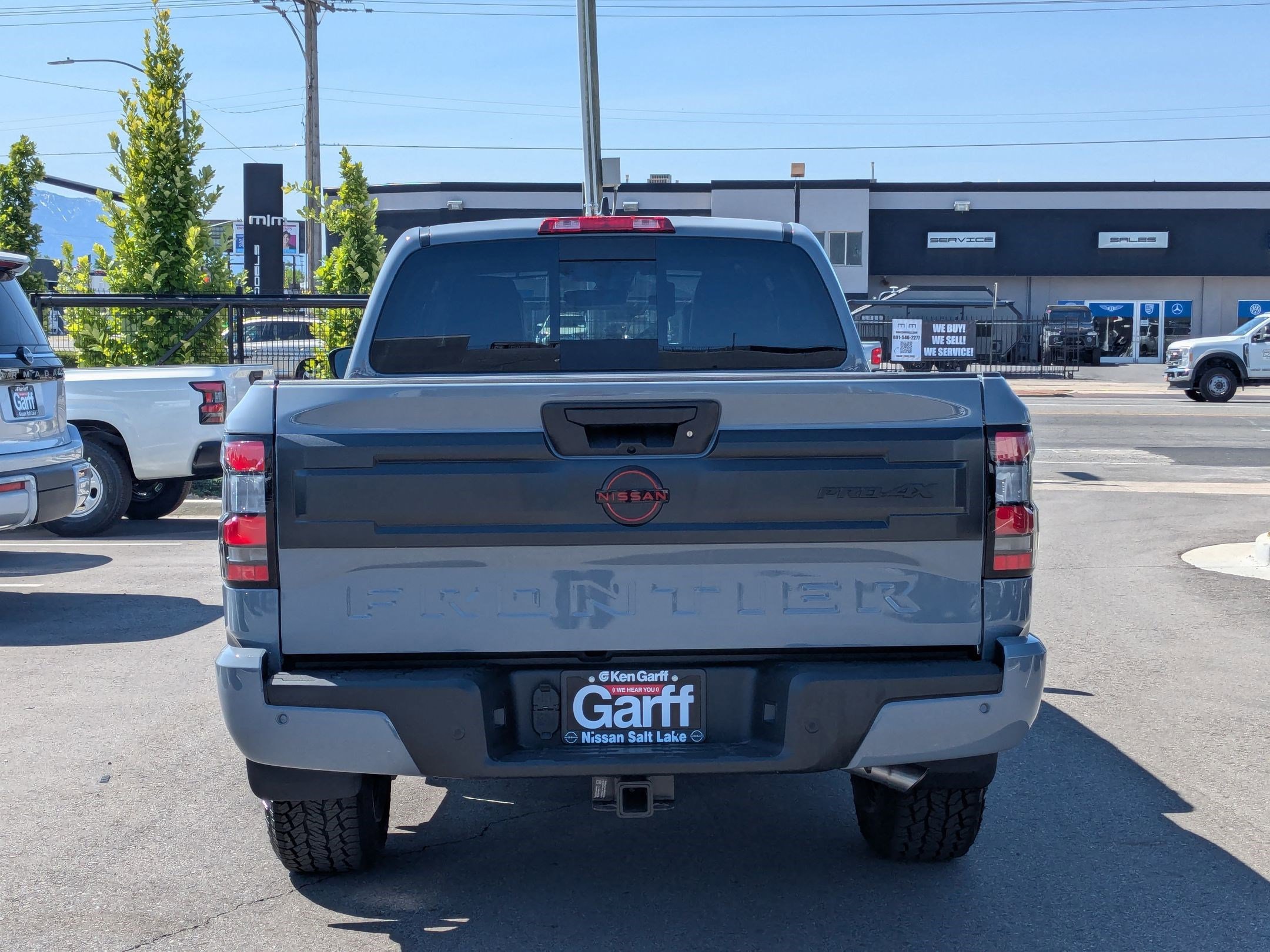 2025 Nissan Frontier Crew Cab PRO-4X photo 4
