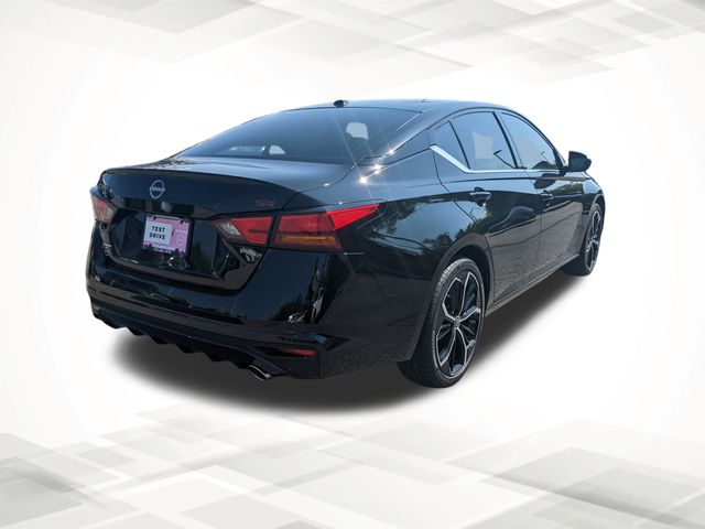 2025 Nissan Altima 2.5 SR photo 4