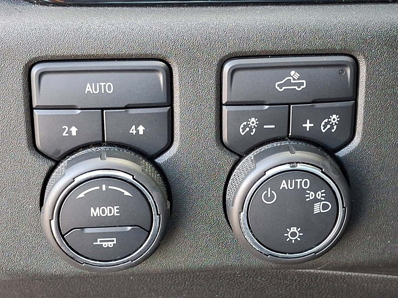 2023 Chevrolet Silverado 1500 LT photo 25